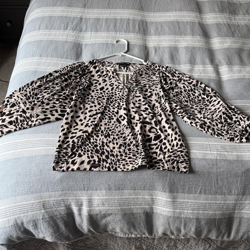 Banana Republic work blouse